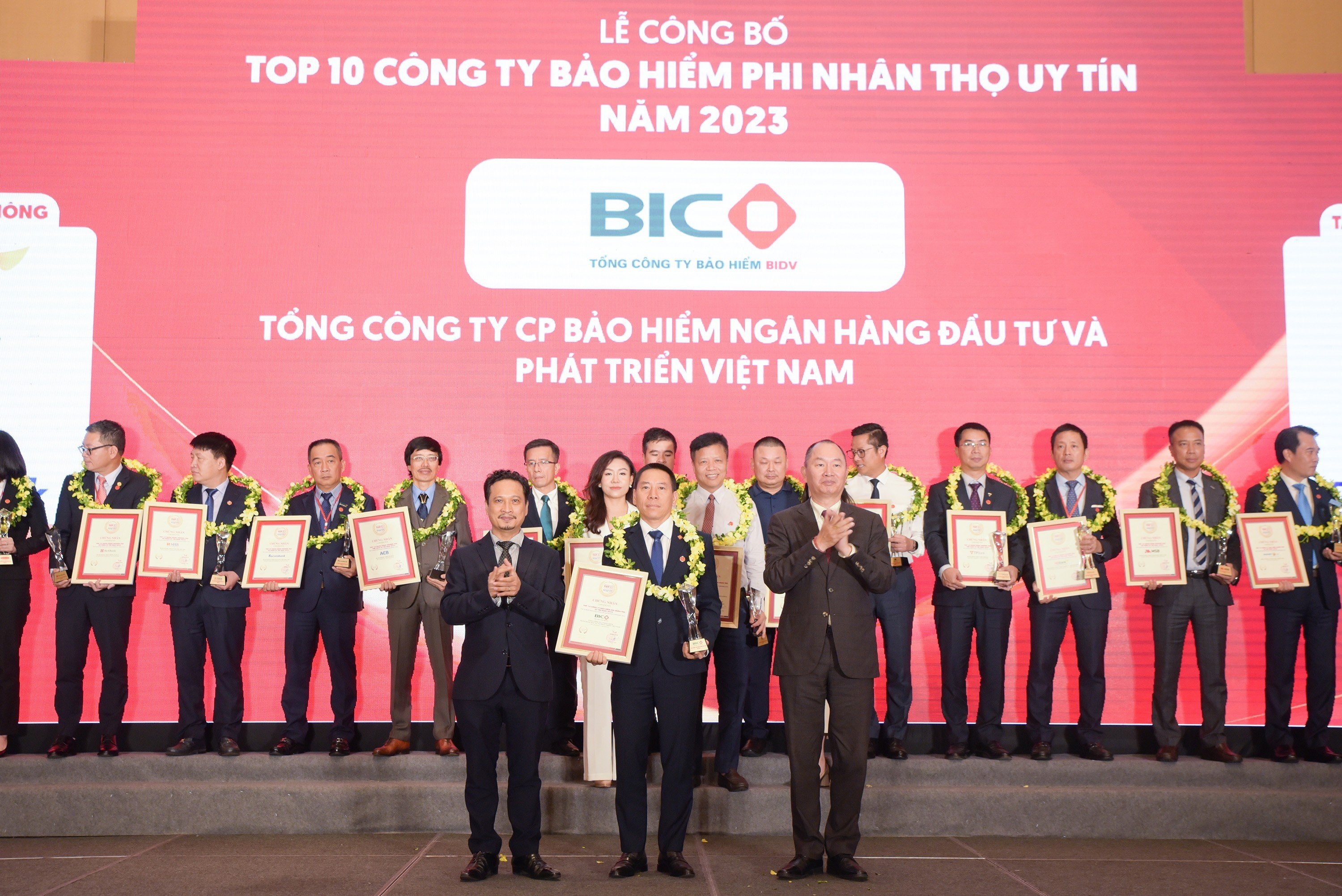 BIC lần thứ 8 liên tiếp lọt vào Top 10 công ty bảo hiểm phi nhân thọ uy tín nhất Việt Nam
